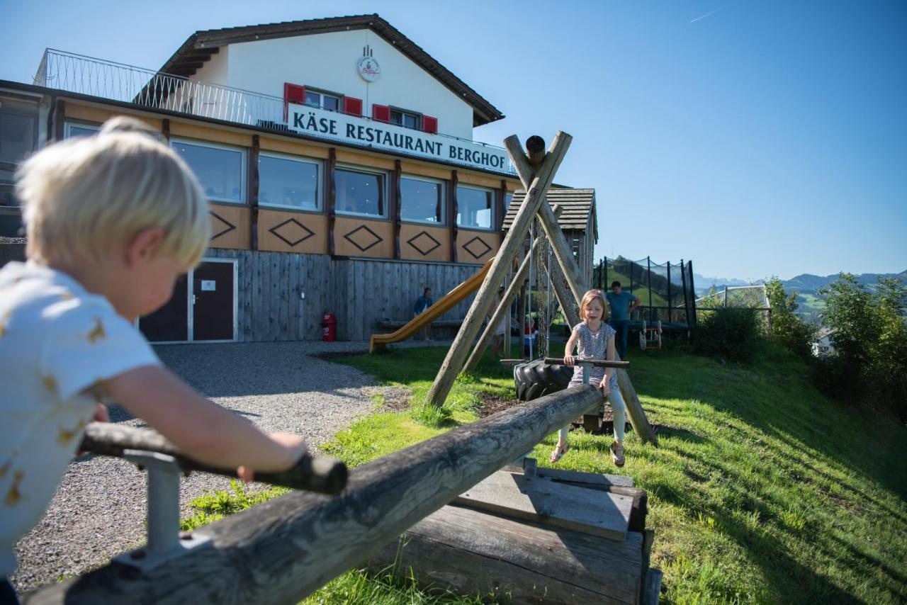 Restaurant Und Kaeserei Berghof Ganterschwil Εξωτερικό φωτογραφία